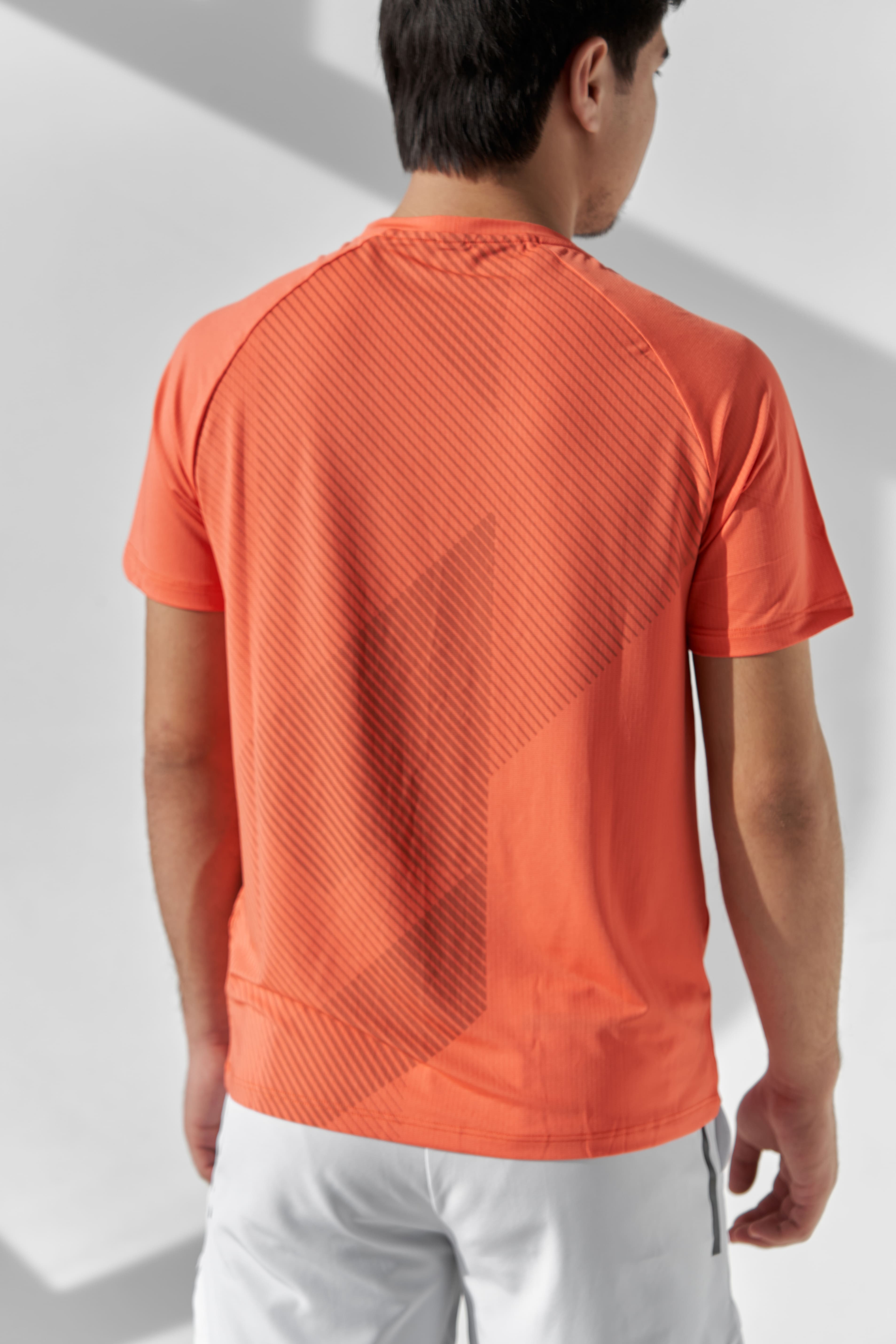 Fitness uchun erkaklar futbolkasi, “athletic” yozuvi bilan